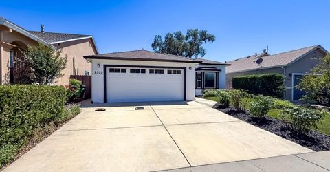 2555 Banner Peak Dr, Chico, CA 95928 Photo