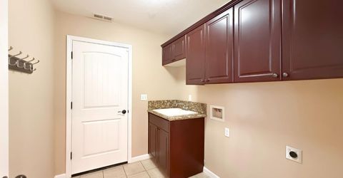2555 Banner Peak Dr, Chico, CA 95928 Photo