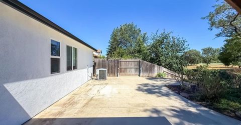 2555 Banner Peak Dr, Chico, CA 95928 Photo