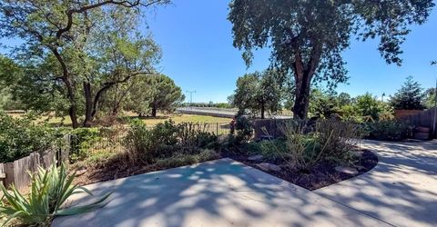 2555 Banner Peak Dr, Chico, CA 95928 Photo