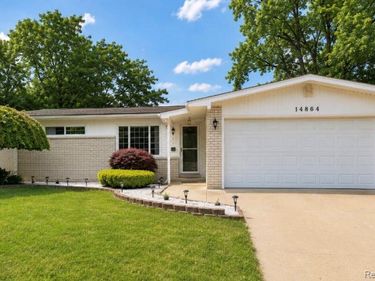 14864 Yorkshire Street, Southgate, MI 48195