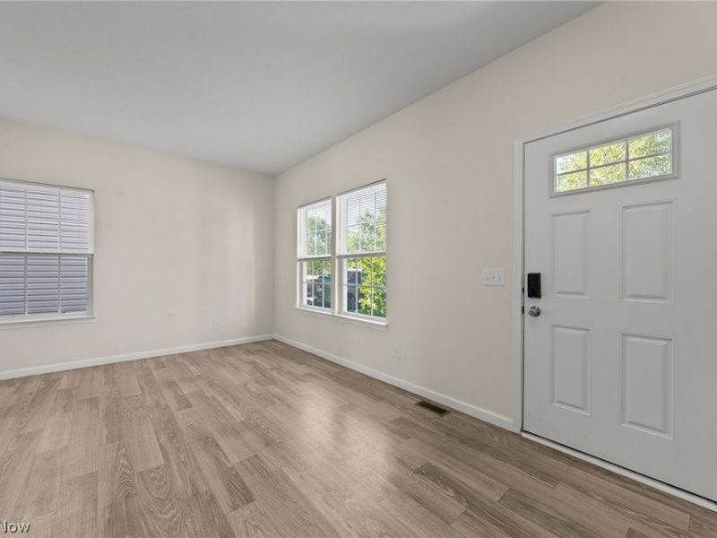 10359 Fox Hollow Circle, Twinsburg, OH 44087 Photo 3