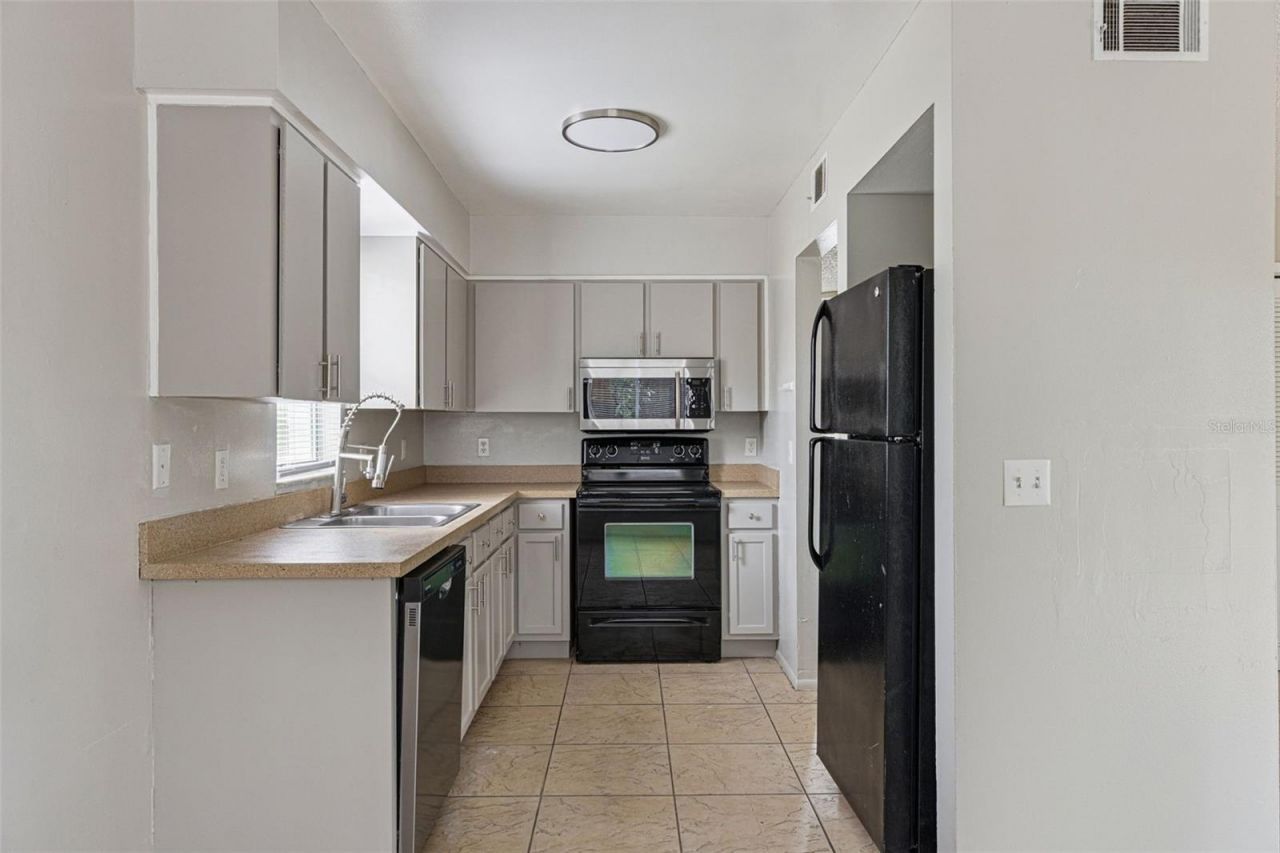 46 N Fairfax Avenue , Winter Springs, FL 32708 Photo
