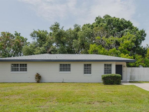 2421 LINSEY STREET, TAMPA, FL 33605