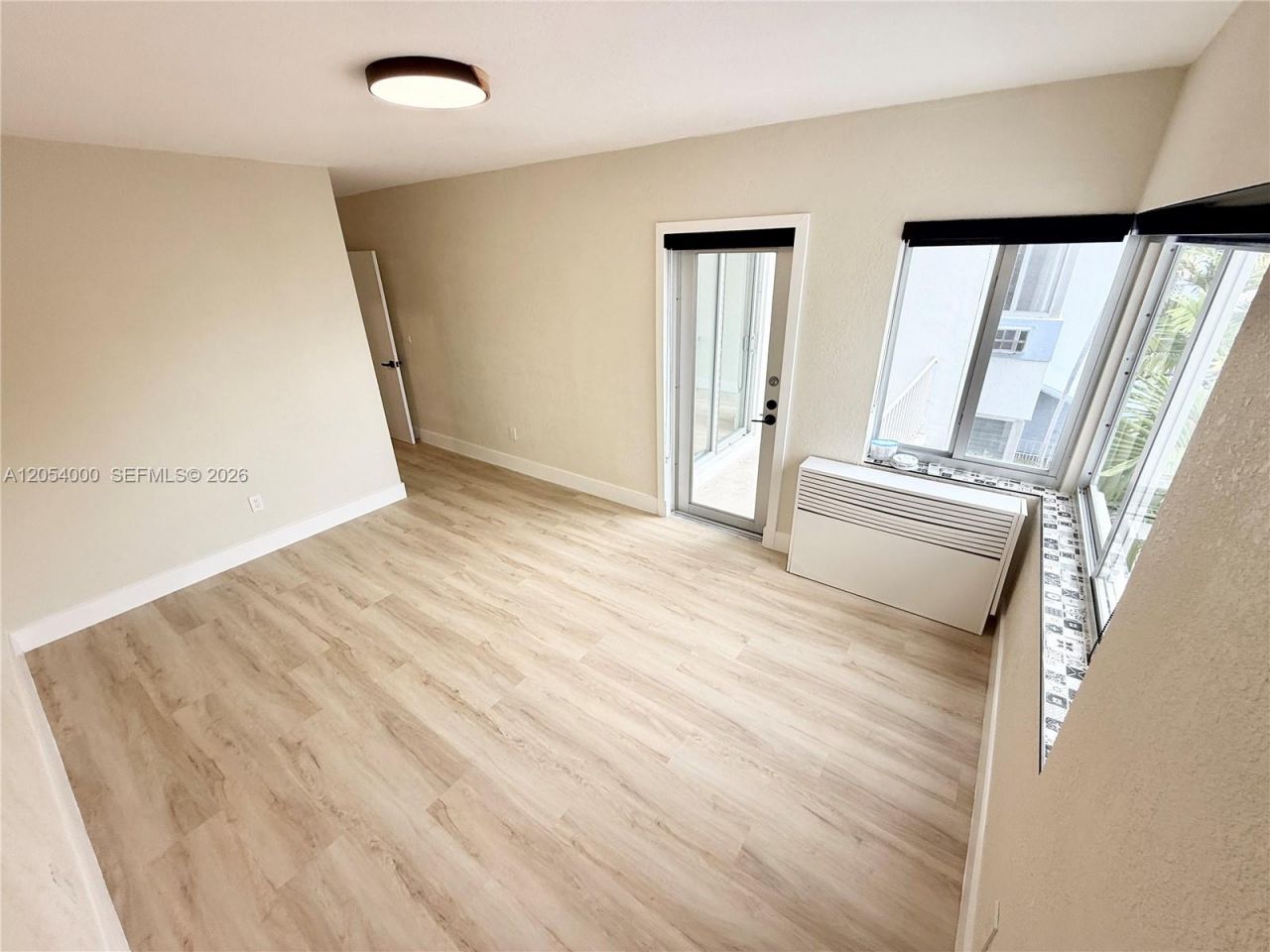 641 Espanola Way , Unit 17, Miami Beach, FL 33139 Photo