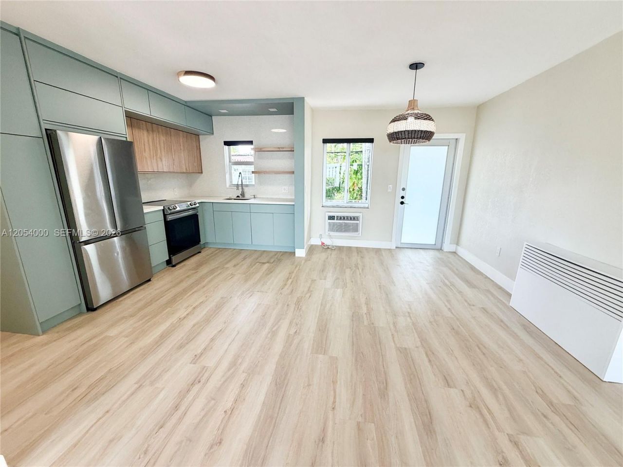 641 Espanola Way , Unit 17, Miami Beach, FL 33139 Photo