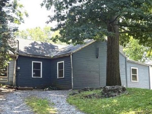 22 FAIRVIEW STREET, CARLISLE, PA 17015