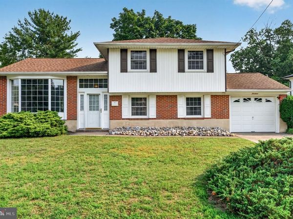 19 HILLSIDE ROAD, STRATFORD, NJ 08084
