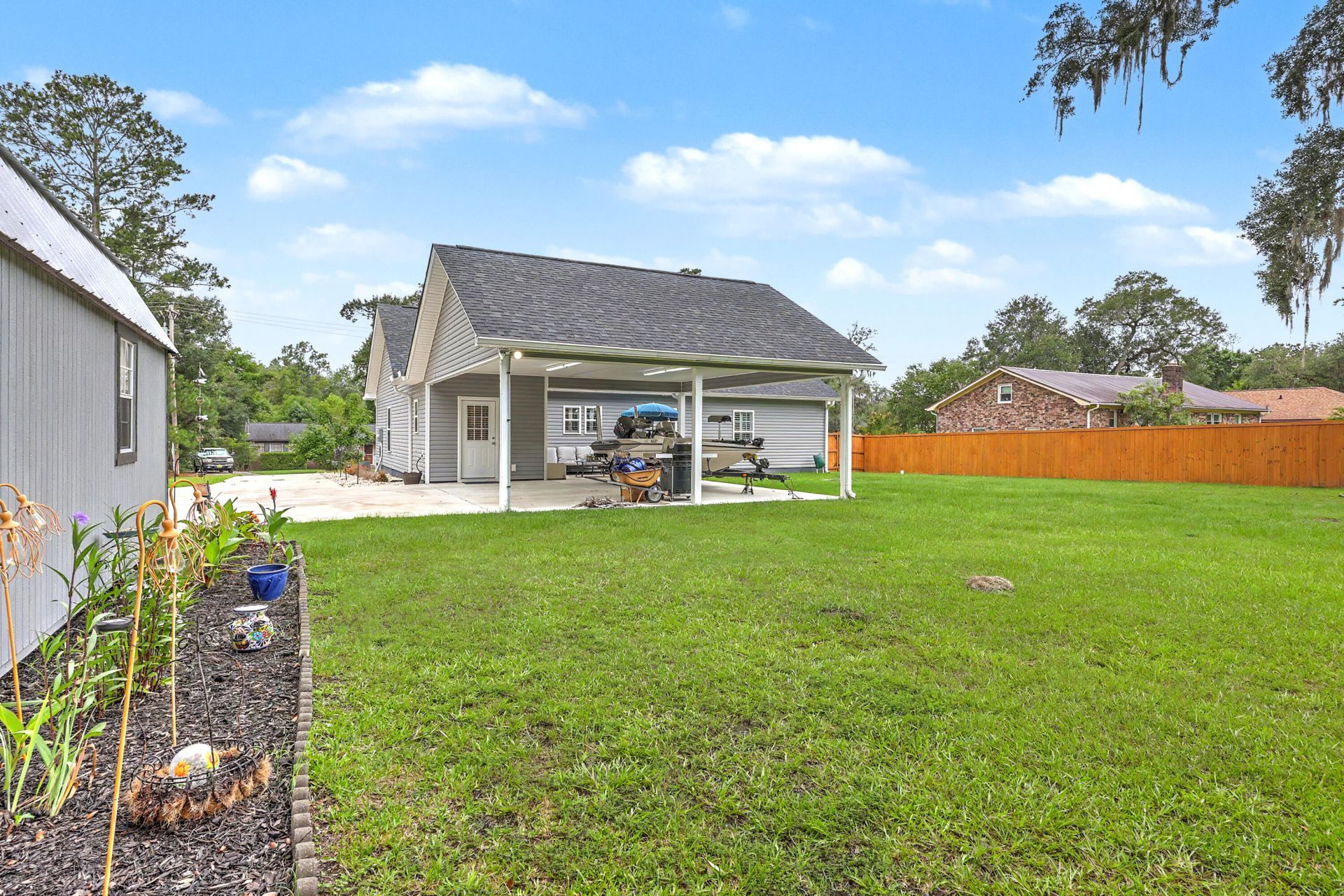 1331 Dennis Boulevard Photo 33