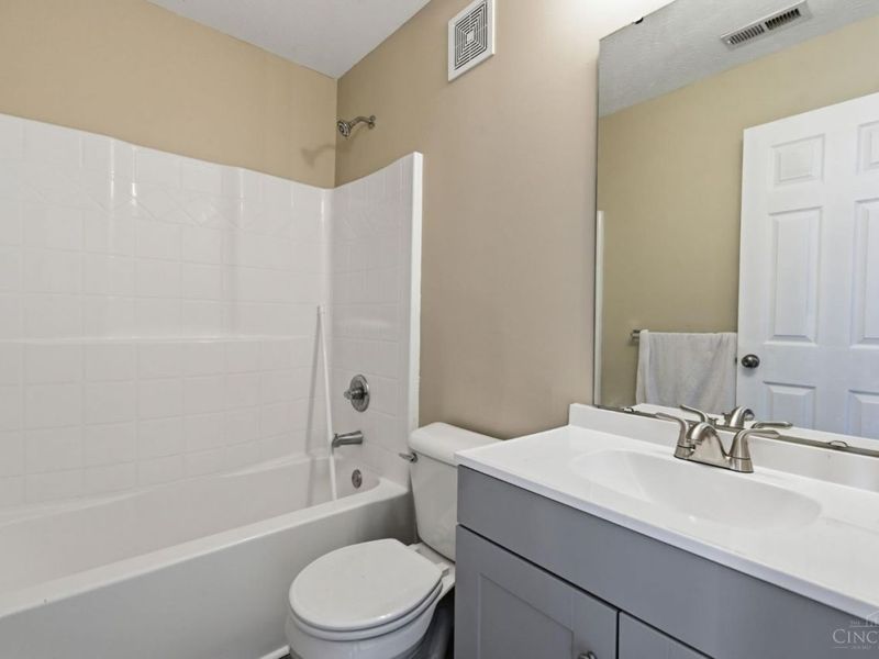 547 Woodbine Court, Hamilton Twp, OH 45039 Photo 32
