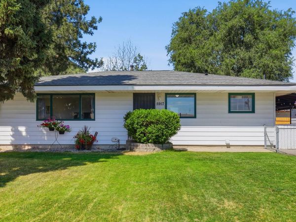 5917 N Addison St, Spokane, WA 99208