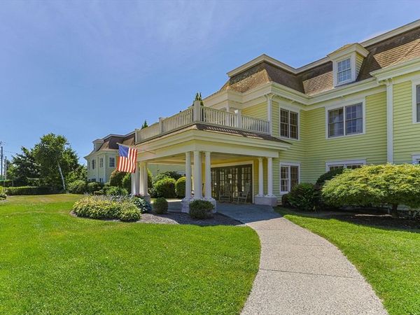 601 Route 28, Unit 210, Harwich, MA 02646