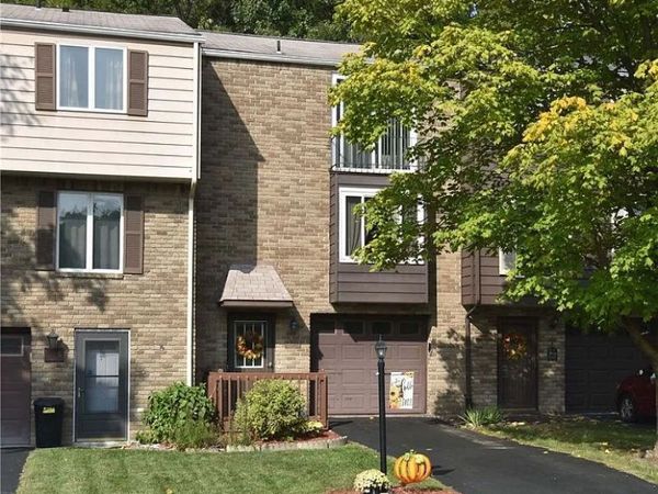 323 Joan of Arc Court, Clairton, PA 15025