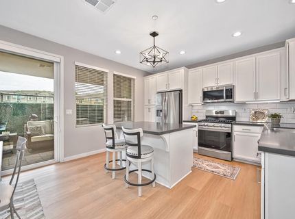 3593 Forney Way, Sacramento, CA 95816 Photo