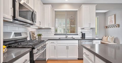 3593 Forney Way, Sacramento, CA 95816 Photo