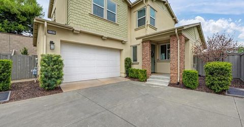 3593 Forney Way, Sacramento, CA 95816 Photo