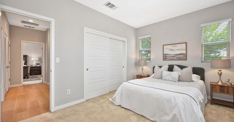 3593 Forney Way, Sacramento, CA 95816 Photo