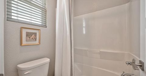 3593 Forney Way, Sacramento, CA 95816 Photo