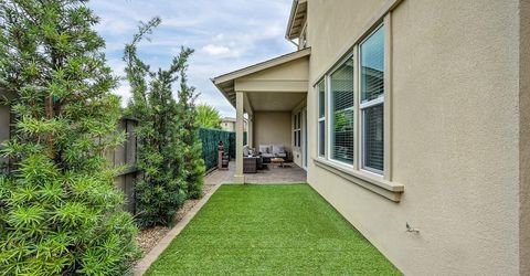 3593 Forney Way, Sacramento, CA 95816 Photo