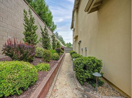 3593 Forney Way, Sacramento, CA 95816 Photo