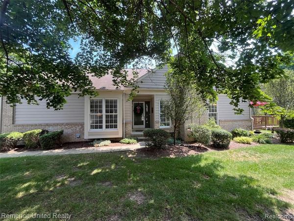 39677 MUIRFIELD Lane, Northville Twp, MI 48168