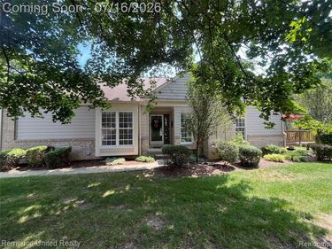39677 MUIRFIELD Lane, Northville Twp, MI 48168