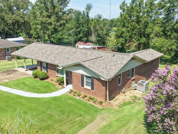 256 Pollard Street, Batesville, MS 38606