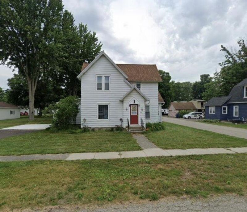 204 Lincoln Street, Hopkins, MI 49328 Main Photo