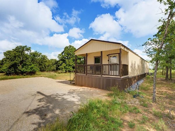 116 Taos Trail , Nocona, TX 76255