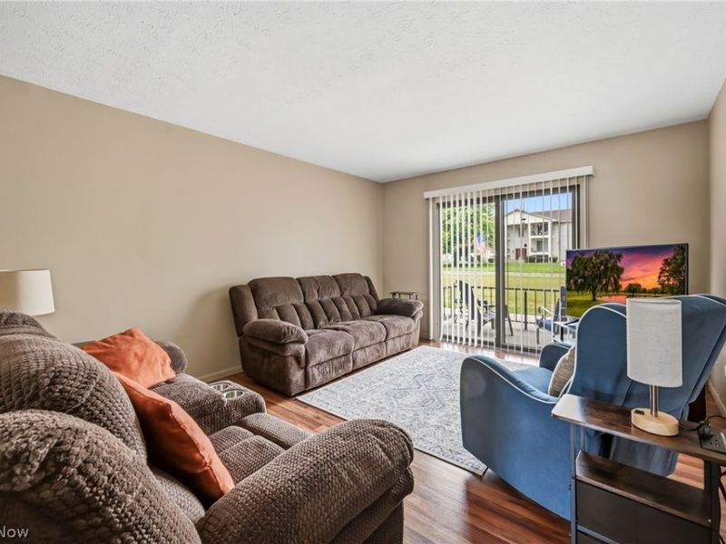 817 Pearson Circle, Unit 2, Boardman, OH 44512 Photo 13