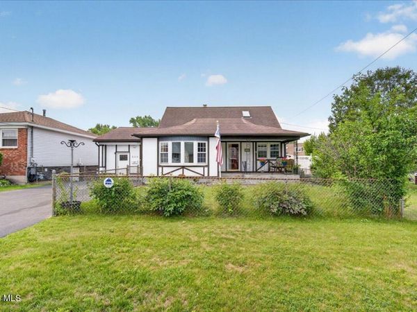 429 Delaware Avenue, Schenectady, NY 12306