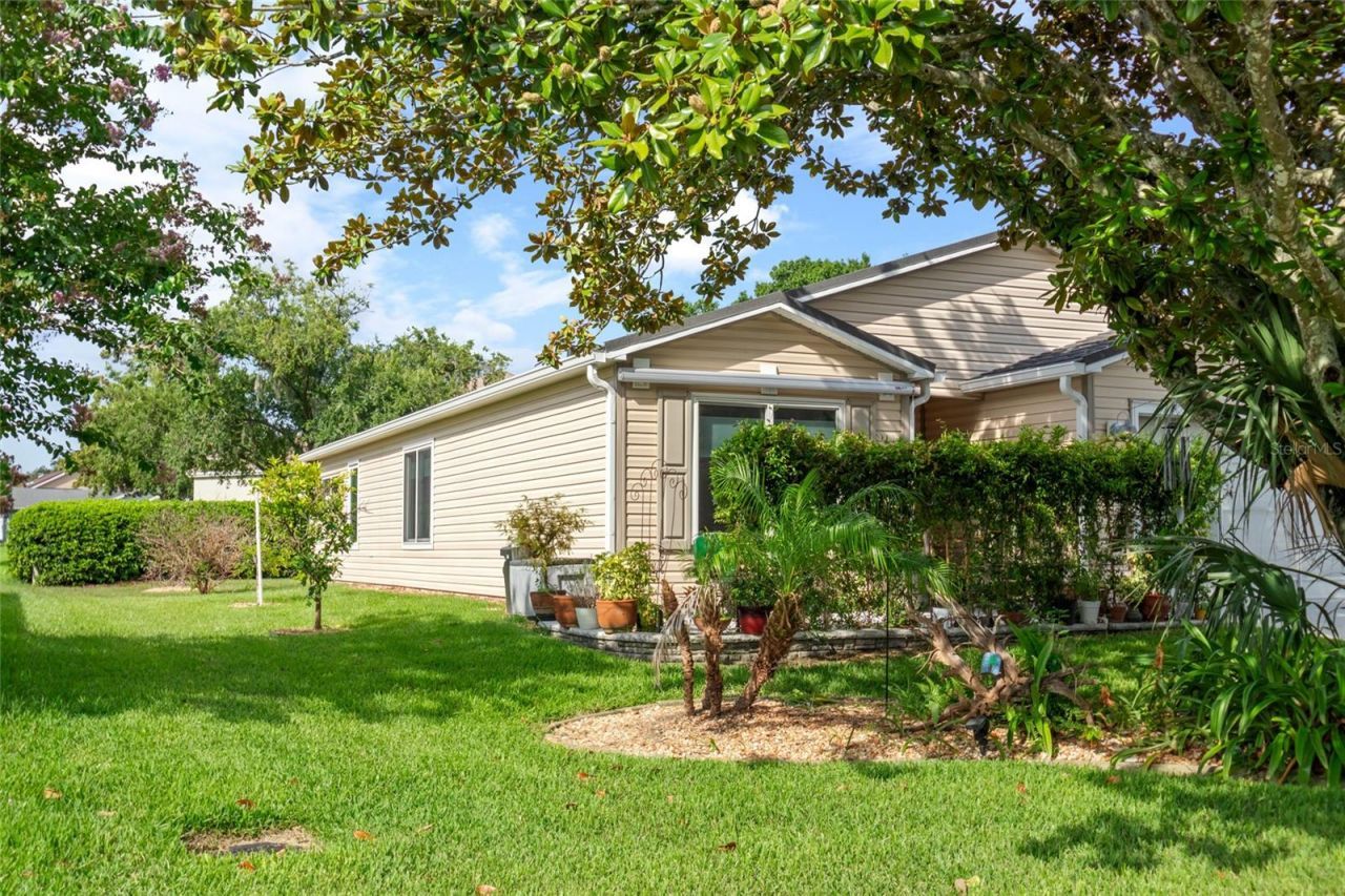 521 San Pedro Drive, The Villages, FL 32159 Photo
