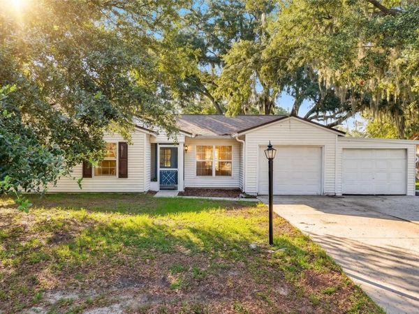 303 OAK TRACK PASS , OCALA, FL 34472