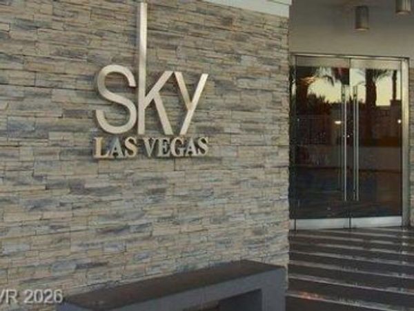 2700 S Las Vegas Boulevard, Unit 3211, Las Vegas, NV 89109