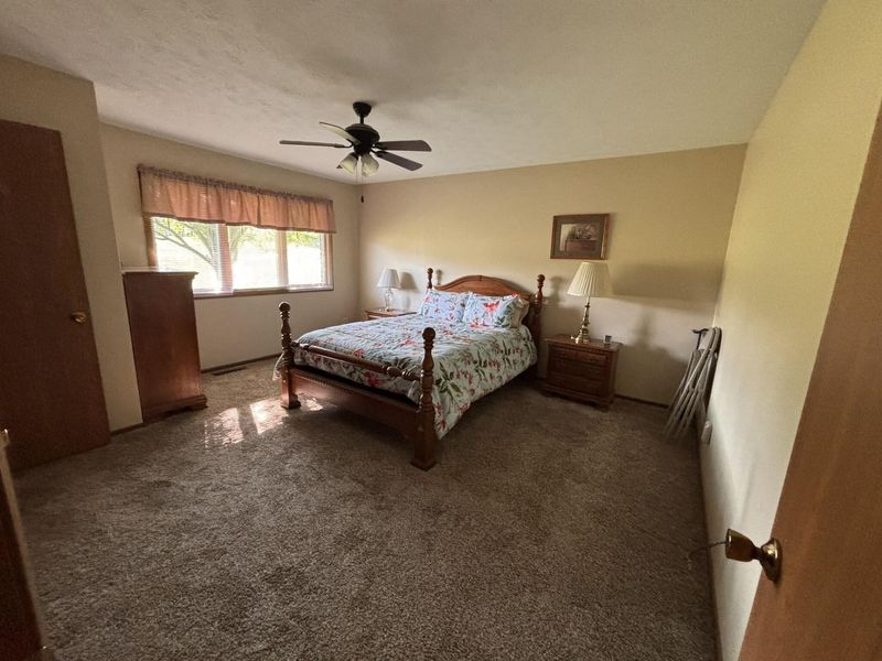 3093 E Brixton Drive, Unit 211, Springfield, OH 45503 Photo 5
