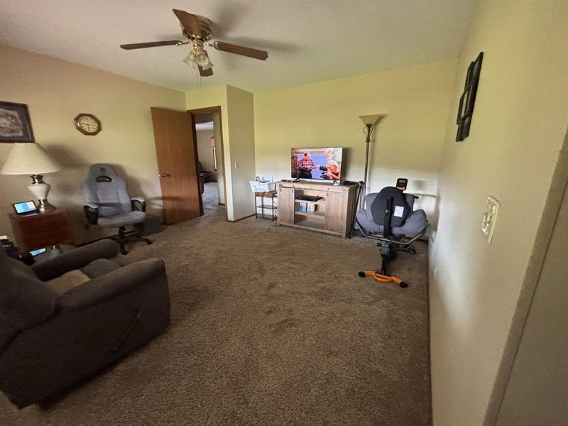 3093 E Brixton Drive, Unit 211, Springfield, OH 45503 Photo 9