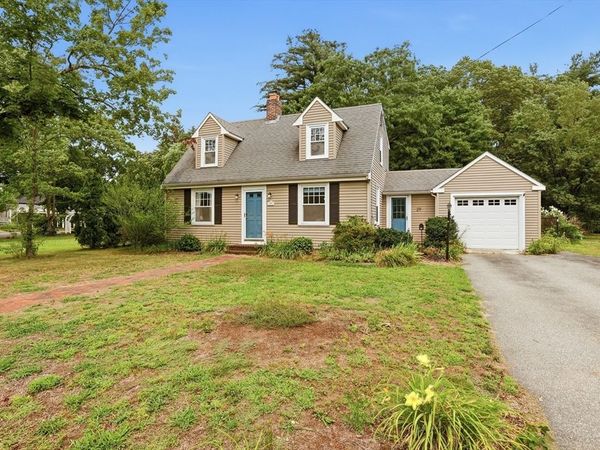29 Stedman St, Chelmsford, MA 01824
