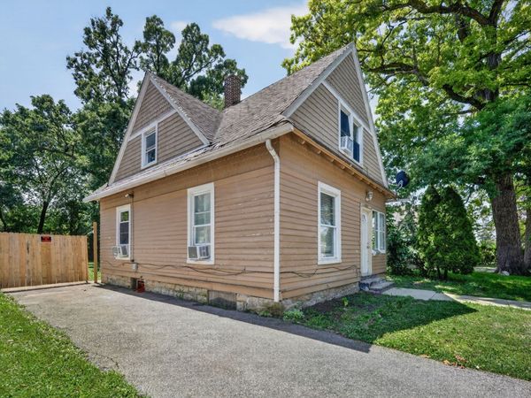 1223 Front Street , Aurora, IL 60505