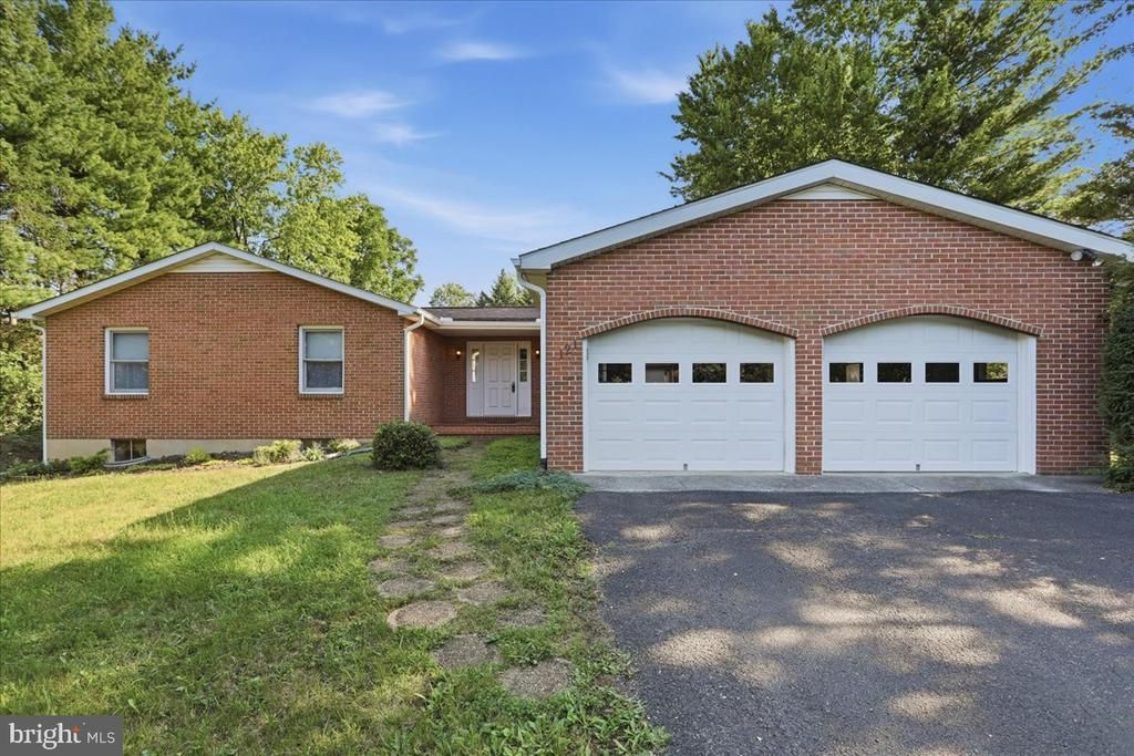 121 Belle Boyd Boulevard, Inwood, WV 25428 Main Photo