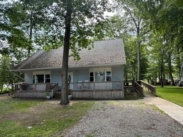 3137 Shore Drive, Port Austin, MI 48467