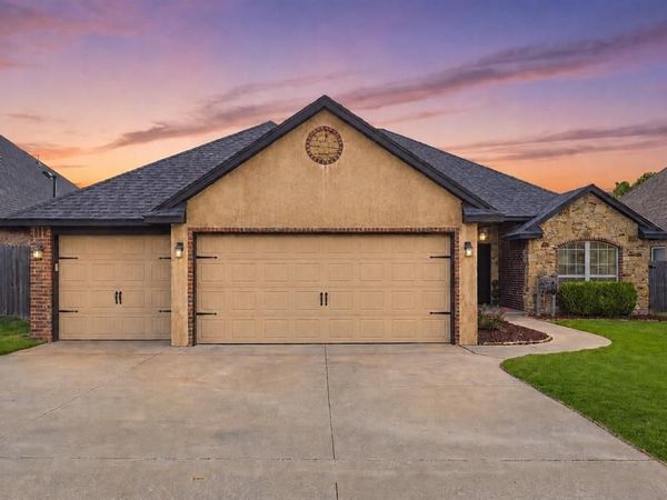 18125 Haslemere Lane, Edmond, OK 73012