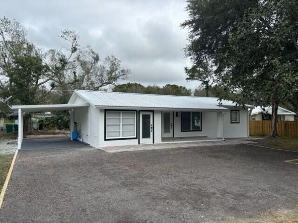 7683 NW 92nd Court, Okeechobee, FL 34972