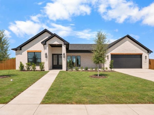 1125 Dillinger Road, Hewitt, TX 76643