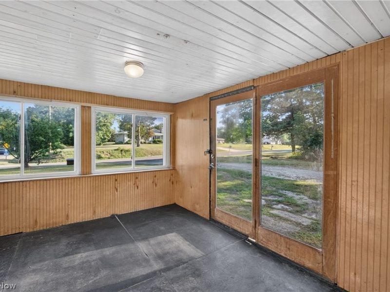 6919 W Smith Road, Medina, OH 44256 Photo 16