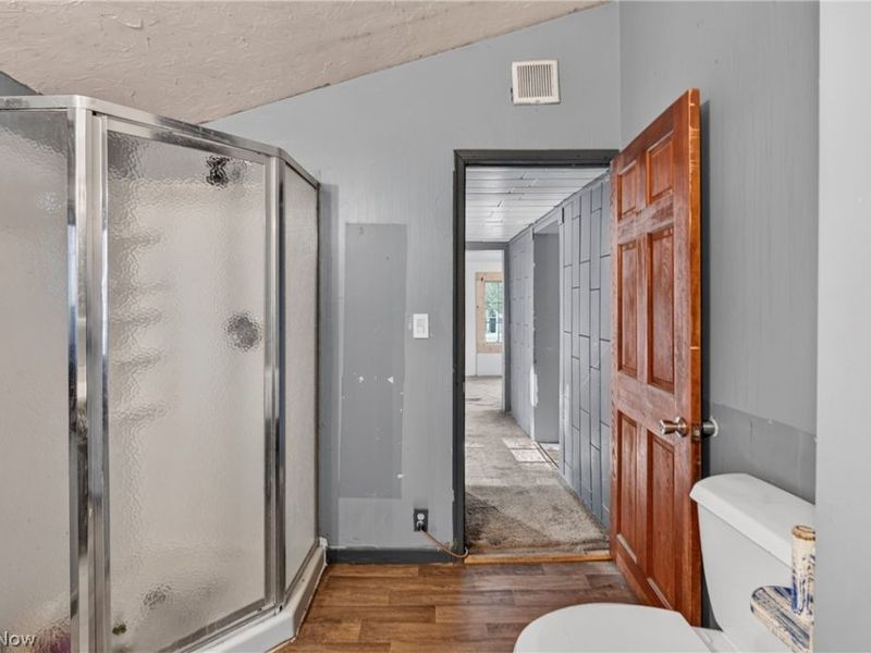 6919 W Smith Road, Medina, OH 44256 Photo 9