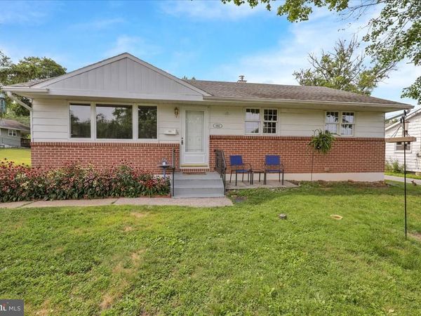 1063 HALE STREET, POTTSTOWN, PA 19464