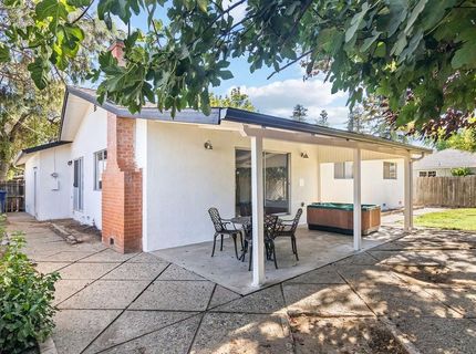 2021 Shaw Ave, Modesto, CA 95354 Photo