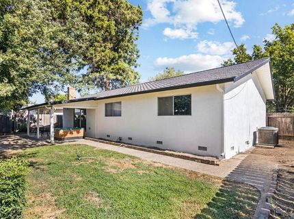 2021 Shaw Ave, Modesto, CA 95354 Photo