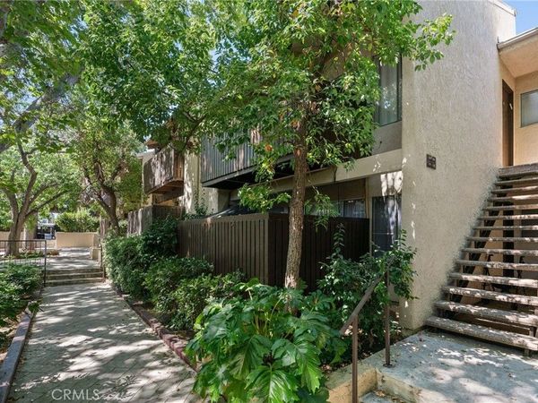 18350 Hatteras Street, Unit 267, Tarzana, CA 91356