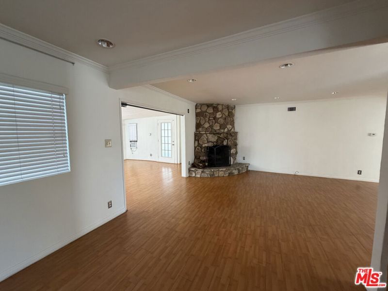 11121 Parr Avenue, Los Angeles, CA 91040 Main Photo
